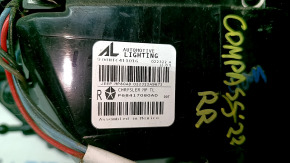 Jeep Compass 19-26 halogen outer right fender light, scratches