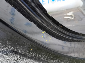 The central right body pillar of the Toyota Camry v50 12-14 usa on the body, pokes