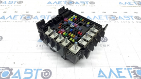 Jeep Compass 22 battery fuse box