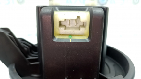 The heater fan motor on a Jeep Compass 22-26 has a broken mount.