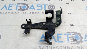 Front left brake hose bracket for Audi E-Tron 19-23 missing fragment