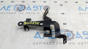 Front left brake hose bracket for Audi E-Tron 19-23 missing fragment