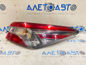 Light outer wing right Toyota Camry v70 18-20 LED, light