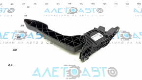Ford Escape MK4 20-26 gas pedal