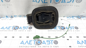 The fuel filler door housing of the Ford Escape MK4 20-22 hybrid is broken.