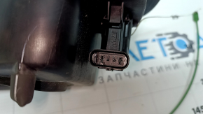 The fuel filler door housing of the Ford Escape MK4 20-22 hybrid is broken.