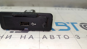 USB Hub for the VW Passat B8 16-19 USA Center Console