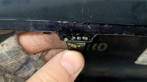 Upper radiator grille trim Mazda CX-90 24-26 broken fasteners
