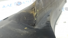 Front left fender liner, lower part, Mazda CX-90 24-26, crack in fastening, tear