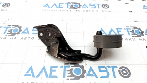 Mazda CX-90 24-26 3.3T PHEV Mid-Chassis Exhaust Bracket