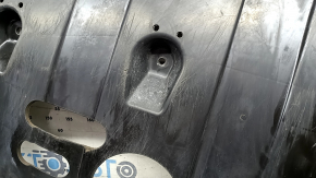 The engine guard on the Hyundai Elantra AD 17-20 2.0 is worn out.
