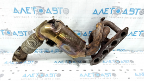 Mazda CX-90 24-26 PHEV exhaust manifold with catalytic converter, rusty