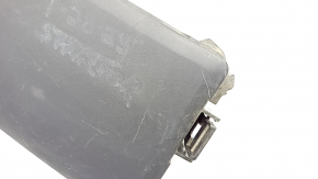 Hyundai Elantra AD 19-20 underhood fuse box cover scratches