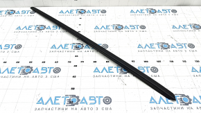 Left windshield molding for Porsche Macan 15-26
