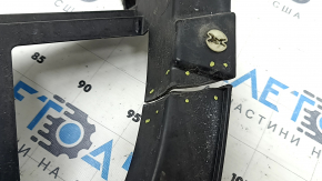 The left rear bumper mount for a Porsche Macan 15-23 is broken.