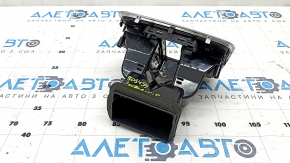Porsche Macan 15-18 center console air vent, black with chrome, for heated seats, crack in mount