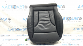 The driver's seat back upholstery for the Audi Q5 8R 13-17 is gray leather, heated, and creased.