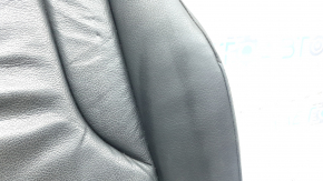 The driver's seat back upholstery for the Audi Q5 8R 13-17 is gray leather, heated, and creased.