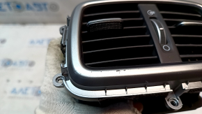 Kia Sorento 16-20 center console air vent scratches