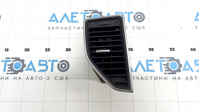 The front panel air vent deflector, central left, Porsche Macan 15-15, without illumination, black with chrome, the mount is broken, the chrome is peeling off
