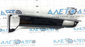 Right front panel trim for Porsche Macan 15-18, glossy black, scratches