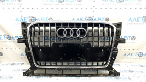Audi Q5 8R 13-17 radiator grille, restyling for parking sensors, glossy, chrome, cracks, blistered paint, bumps on the chrome