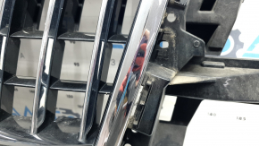 Audi Q5 8R 13-17 radiator grille, restyling for parking sensors, glossy, chrome, cracks, blistered paint, bumps on the chrome