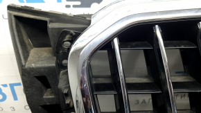 Audi Q5 8R 13-17 radiator grille, restyling for parking sensors, glossy, chrome, cracks, blistered paint, bumps on the chrome
