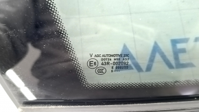 Rear left window, blind glass, Porsche Macan 15-26 tinted, glossy black, scratches on molding