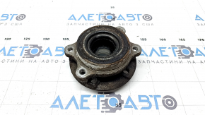 Front right hub with bearing for Porsche Macan 15-18, rusty