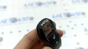 Porsche Macan 15-22 key, 4 buttons, scratches, peeling chrome, crack, chip
