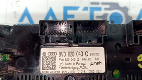Audi A3 8V 17-20 4D climate control system with heated seats, scratches on the glass