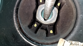 Rear subframe of Porsche Macan 15-26 is rusty, gearbox silents are torn