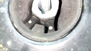 Rear subframe of Porsche Macan 15-26 is rusty, gearbox silents are torn