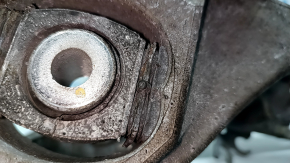 Rear right trunnion Porsche Macan 15 cracked silent block