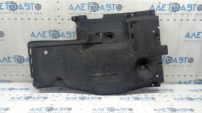 Mazda CX-9 rear right underbody protection 16-21, torn, dented, scuffed