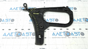 The rear bumper mount on the right fender of the Audi A3 8V 17-20 is broken.
