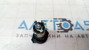 Cigarette lighter for the center console of the Hyundai Santa FE Sport 17-18 type 3