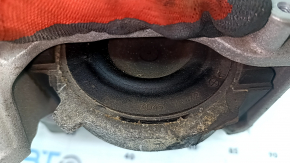 Right engine mount for Mazda CX-9 16-18 with microcracks