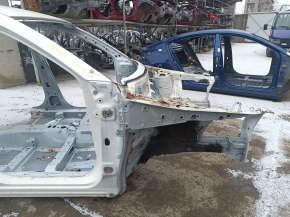 Front right quarter panel of Mazda CX-9 16-23 white, on the body