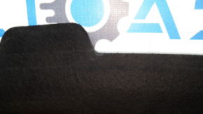 The hood insulation of the Audi A4 B9 17-25 has tears, abrasions, and scratches.