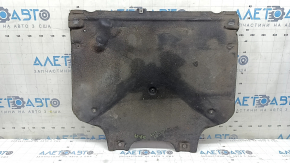 The rear engine guard of the Audi A4 B9 17-25 is worn out.