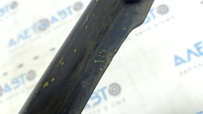 Jeep Cherokee KL 19-23 front left fender arch trim: structure, scratches, broken fasteners, cracks