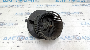 VW Jetta 11-18 USA heater fan motor edge break