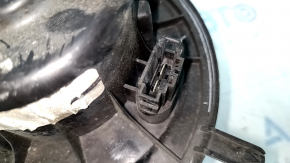 VW Jetta 11-18 USA heater fan motor edge break