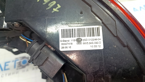 Audi A4 B9 17-17 Sedan LED Right Outer Fender Light, Scratches