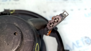 VW Passat B8 16-19 USA heater fan motor broken mount