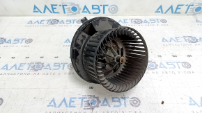 VW Jetta 11-18 USA heater fan motor edge breakage, mount breakage
