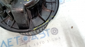 VW Jetta 11-18 USA heater fan motor edge breakage, mount breakage