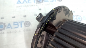 VW Jetta 11-18 USA heater fan motor edge breakage, mount breakage